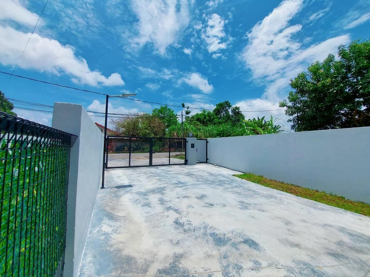 Good2stay 15-20pax I 4r4b 1ktv I Swimming Pool I Bbq I Gaming I 10 Parking I Wifi6 * Malacca