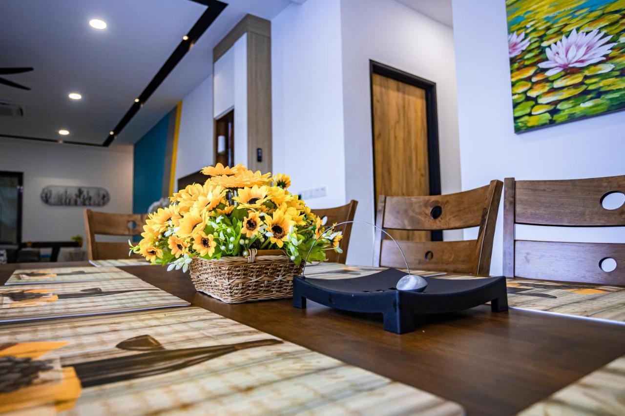 Good2stay 15-20pax I 4r4b 1ktv I Swimming Pool I Bbq I Gaming I 10 Parking I Wifi6 * Malacca